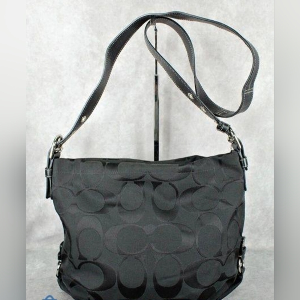 Authentic Coach Shoulder bag